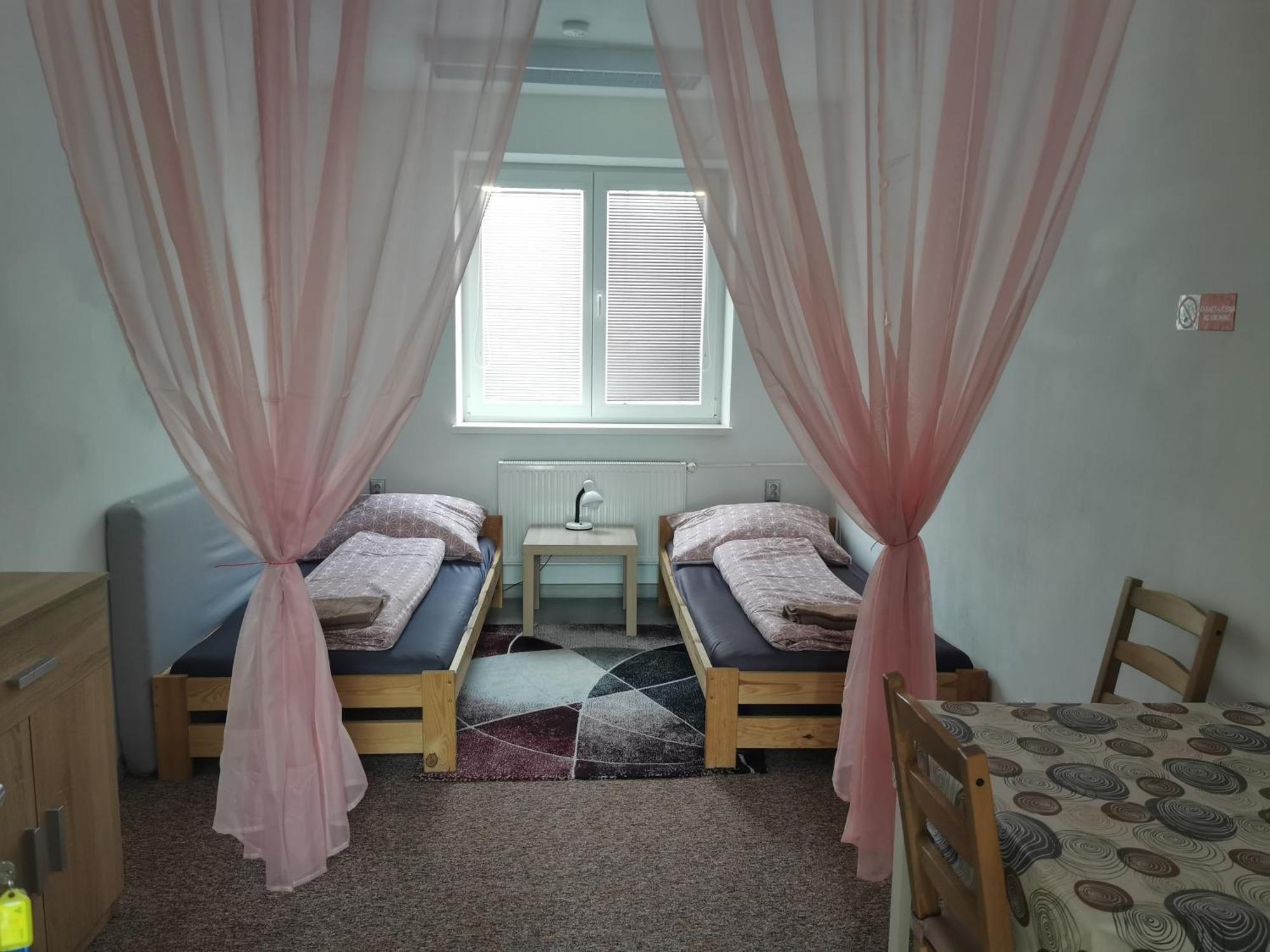 Apartamento Living Bratislava & Bus Station & Mlynske Nivy Exterior foto